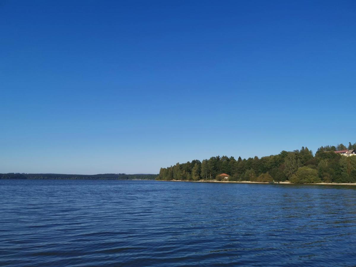 Hotel Penzion Tomy Na Pláži Frymburk Esterno foto