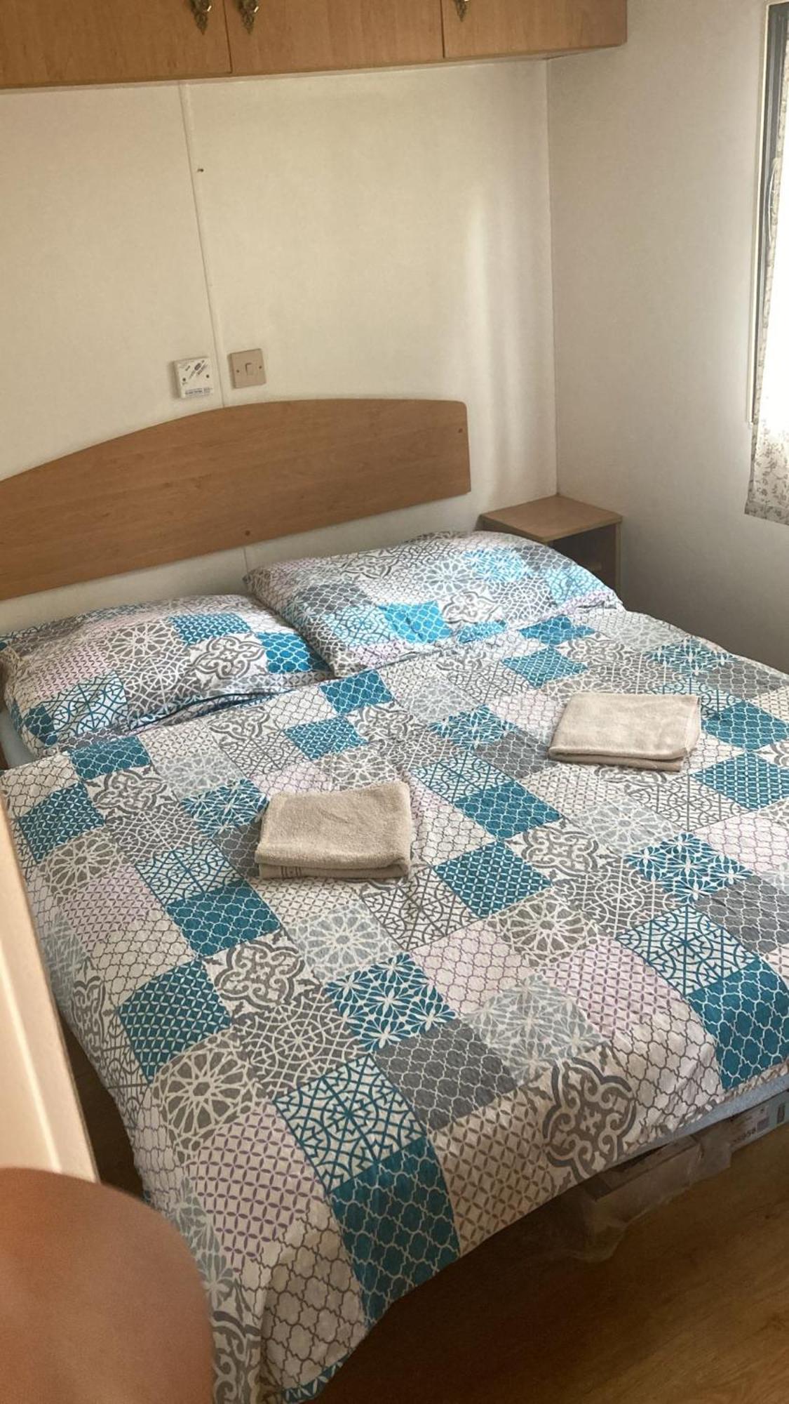Hotel Penzion Tomy Na Pláži Frymburk Esterno foto