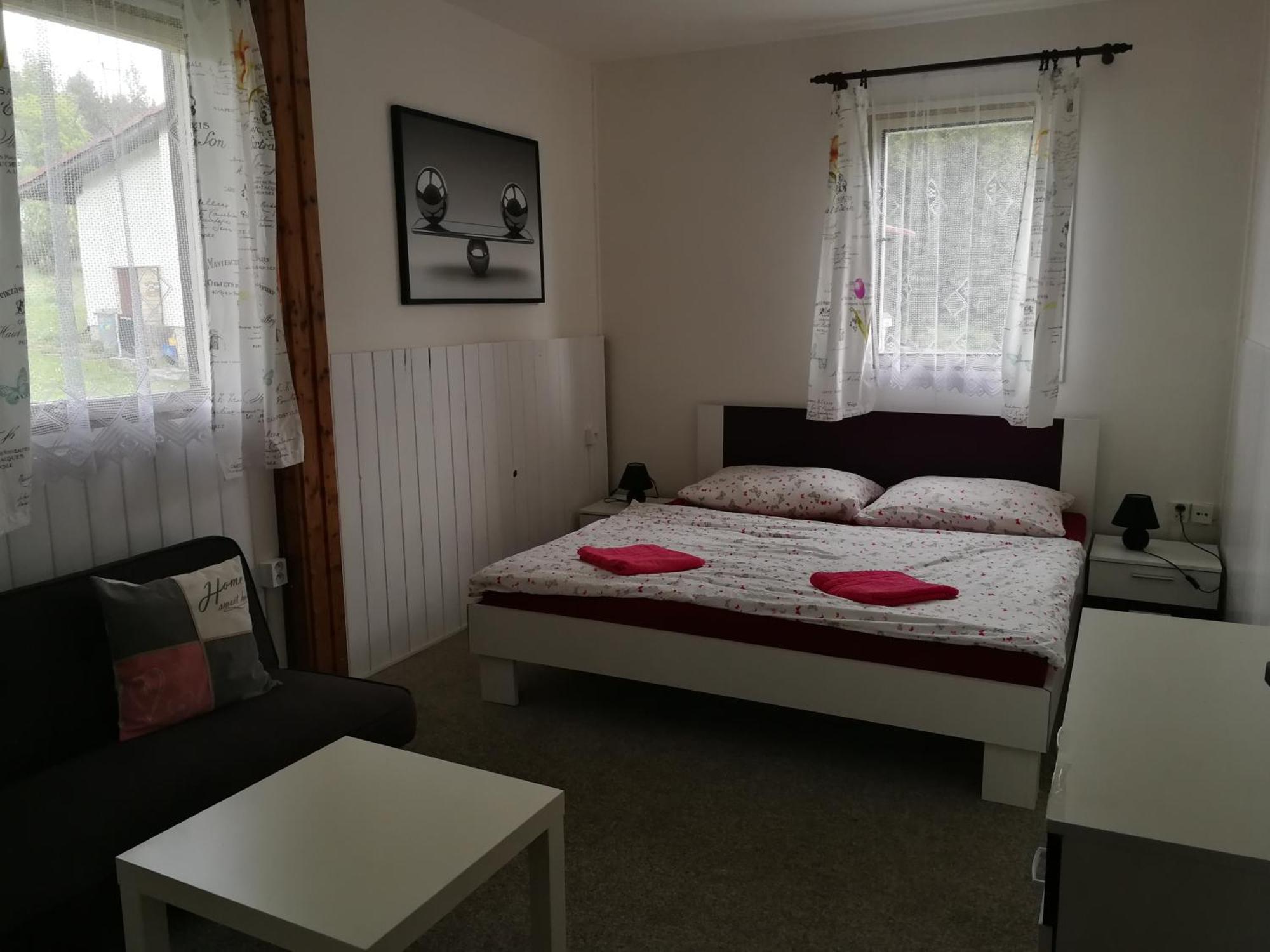 Hotel Penzion Tomy Na Pláži Frymburk Esterno foto