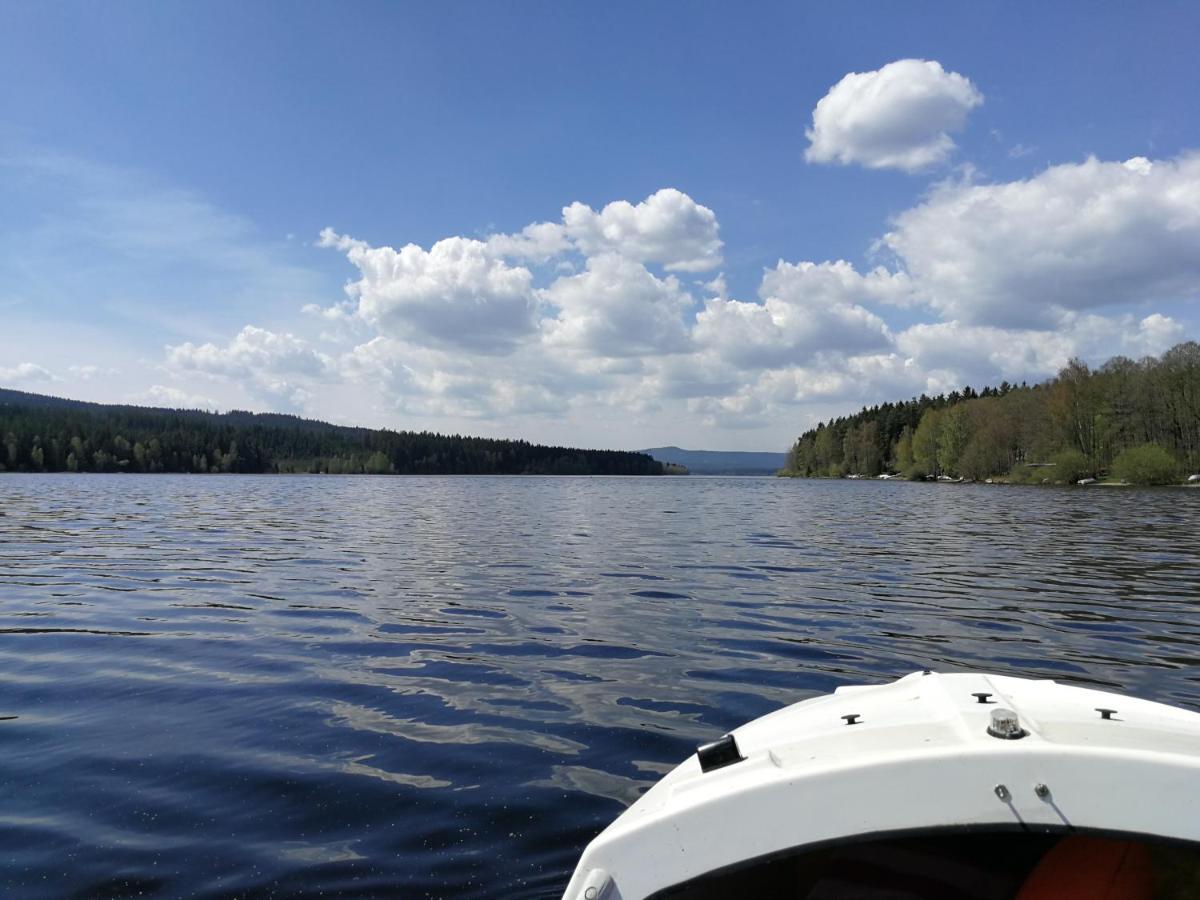 Hotel Penzion Tomy Na Pláži Frymburk Esterno foto